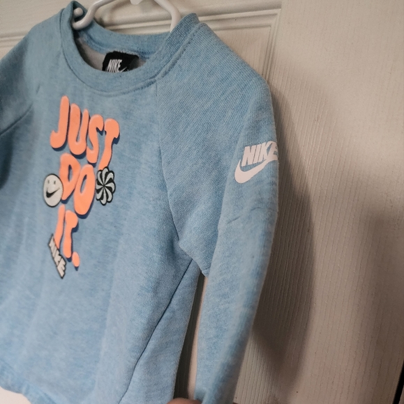 Nike Just Do It sweatshirt toddler size 24mo - Picture 3 of 3